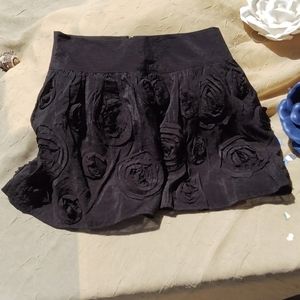 Twenty One black on black raised flower short skirt NWT